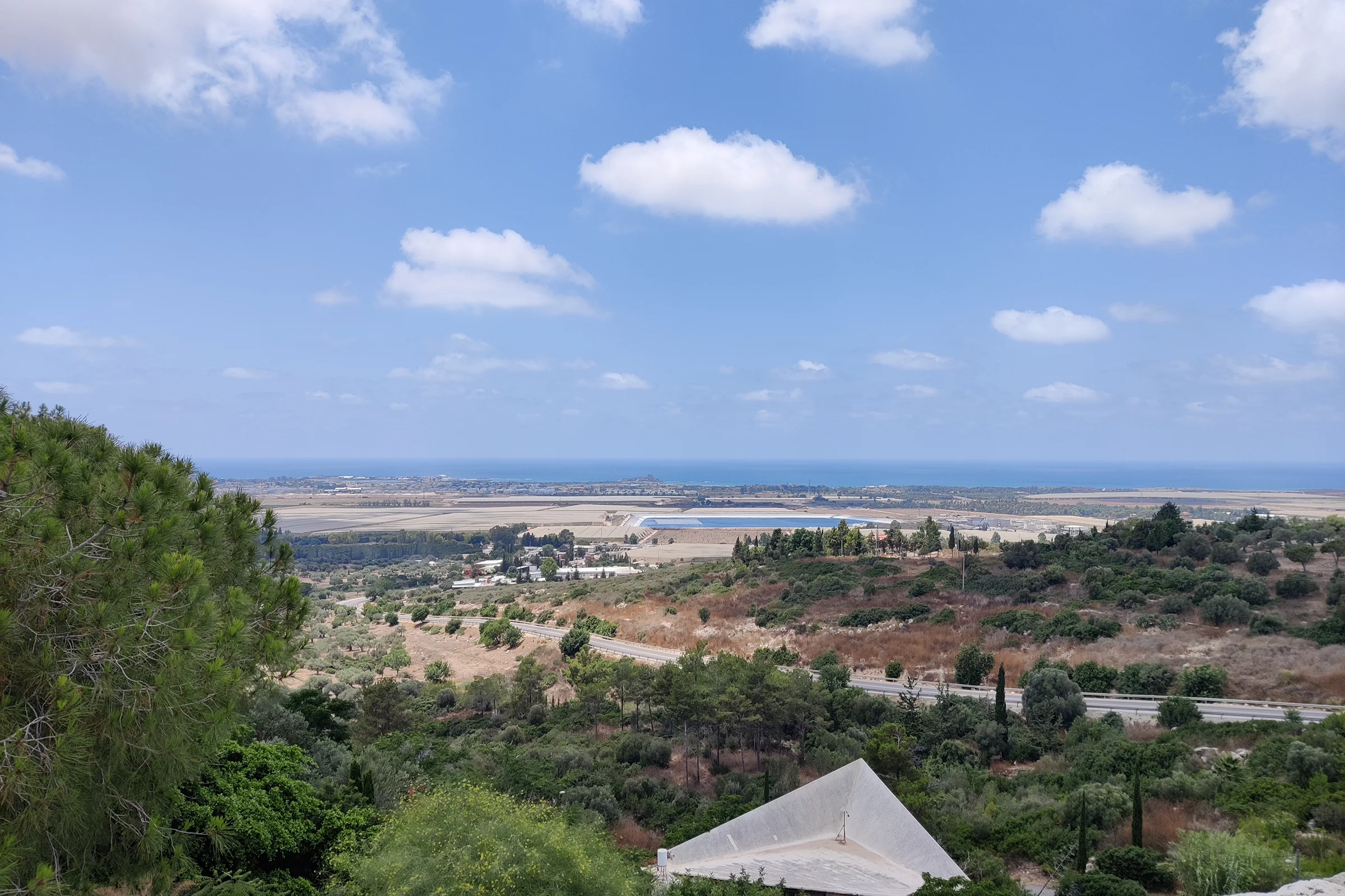 נוף מעין הוד