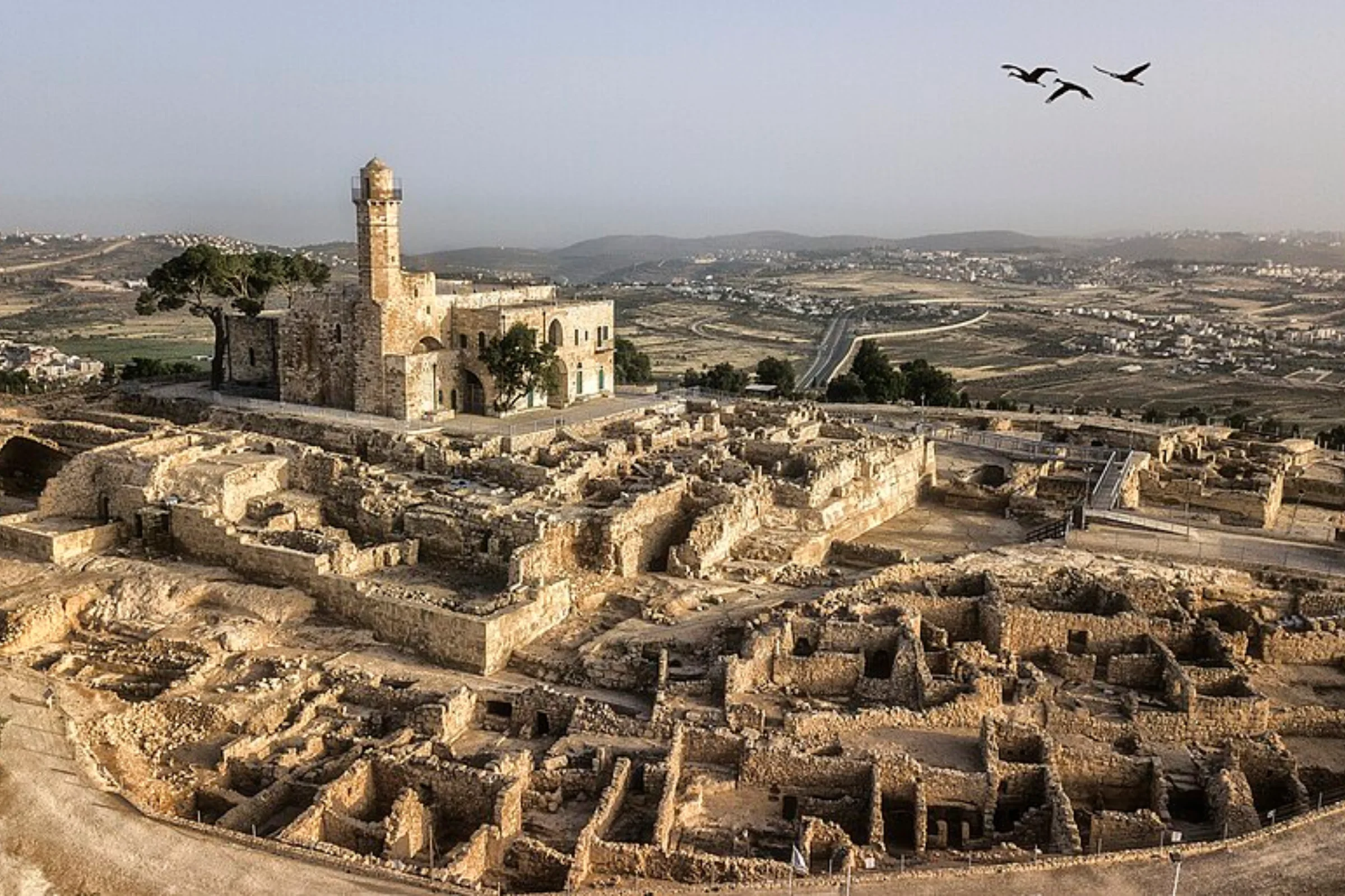 נבי סמואל – סיור מקיף