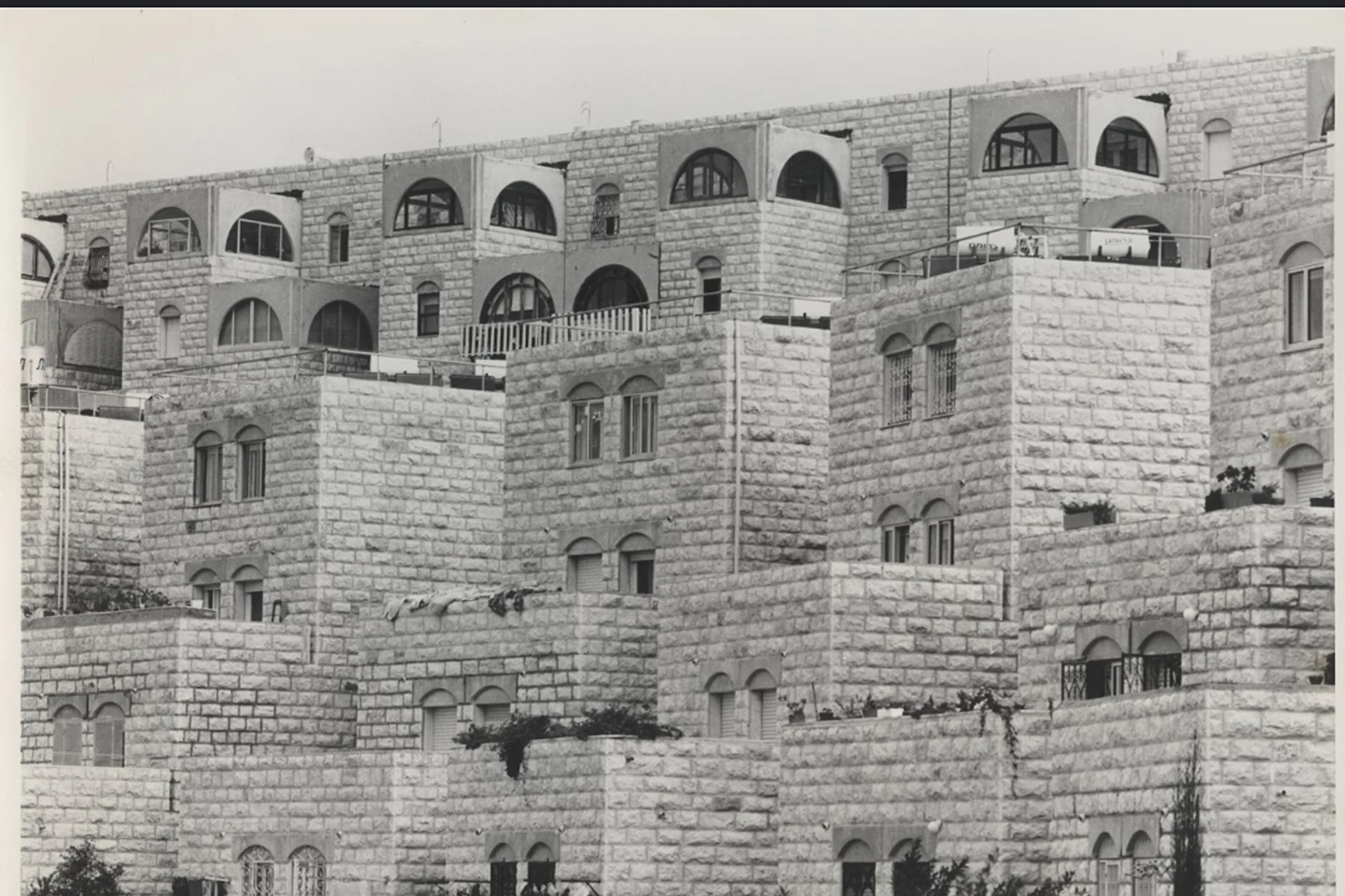 בניין ישן בשכונה גילה בירושלים