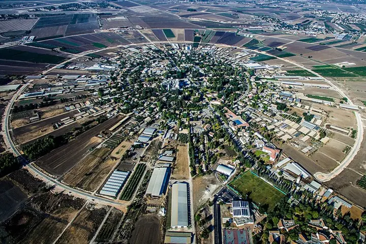 נהלל